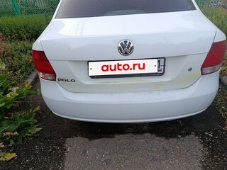 2015 Volkswagen Polo V Рестайлинг, белый, 830000 рублей, вид 4