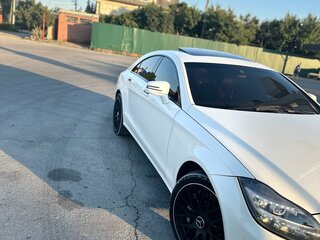 2012 Mercedes-Benz CLS 500 II (C218), белый, 2950000 рублей, вид 1