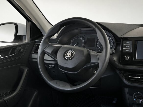 2021 Skoda Rapid II, белый, 1499000 рублей - вид 6