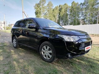 2012 Mitsubishi Outlander III, чёрный, 1400000 рублей, вид 1