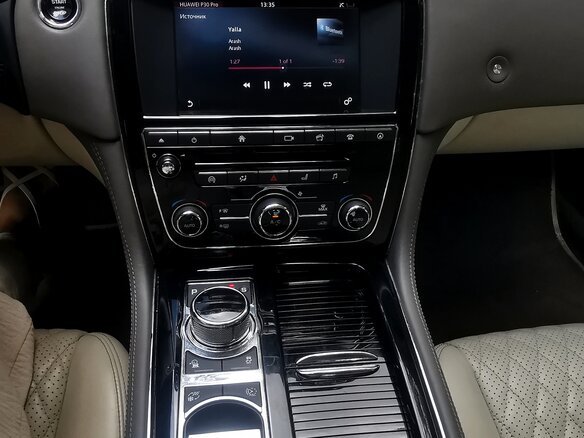 2017 Jaguar XJ Long IV (X351) Рестайлинг, серебристый, 2790000 рублей - вид 21