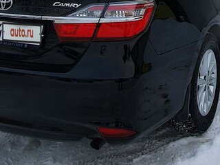 2015 Toyota Camry VII (XV50) Рестайлинг, чёрный, 1800000 рублей, вид 2