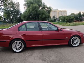 2002 BMW 5 серии 525i IV (E39) Рестайлинг, красный, 800000 рублей, вид 2
