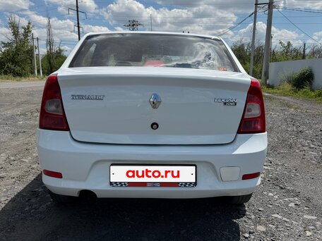 2010 Renault Logan I Рестайлинг, белый, 365000 рублей, вид 5