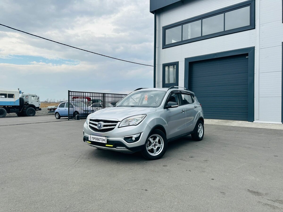 Открыть фотографии: Changan CS35