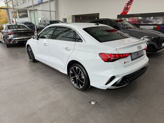 2025 Audi A3L 35 TFSI IV (8Y) Рестайлинг, белый, 4200000 рублей, вид 4