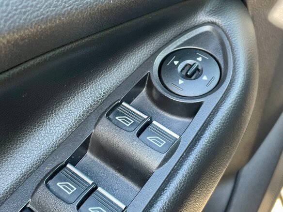 2016 Ford Kuga II, серый, 1200000 рублей - вид 11