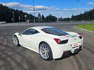 2011 Ferrari 458 Italia, белый, 27900000 рублей, вид 4