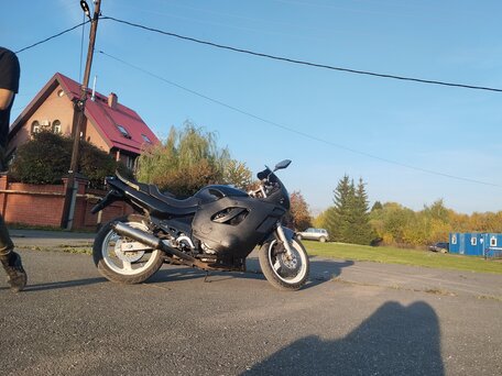 1992 Suzuki GSX 600F Katana, чёрный, 180000 рублей, вид 3