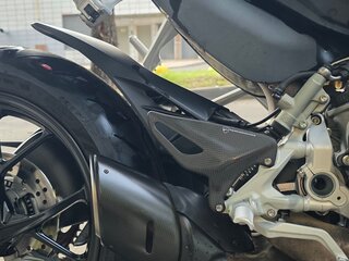 2023 Ducati Streetfighter V2, зелёный, 1570000 рублей, вид 3