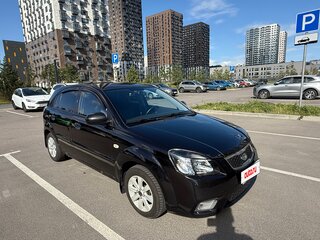 2009 Kia Rio II Рестайлинг, чёрный, 570000 рублей, вид 3