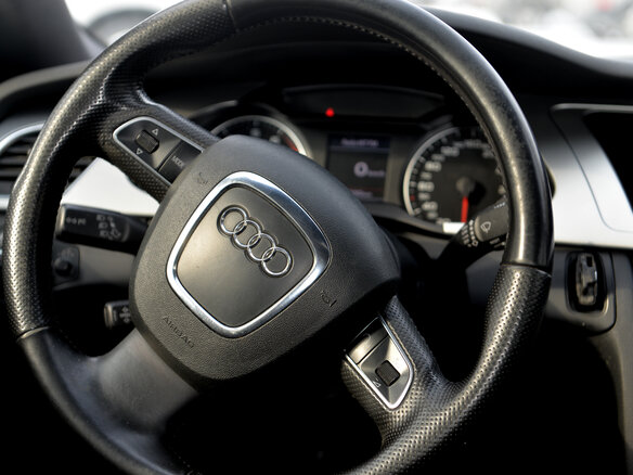 2011 Audi A4 IV (B8), белый, 1400000 рублей - вид 14
