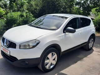 2010 Nissan Qashqai I Рестайлинг, белый, 985000 рублей, вид 1