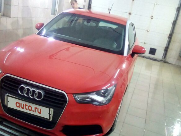2012 Audi A1 I (8X), красный