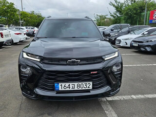 2022 Chevrolet TrailBlazer III, чёрный, 1475028 рублей, вид 2