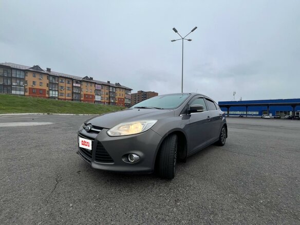 2011 Ford Focus III, серый, 690000 рублей - вид 1