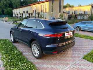 2017 Jaguar F-Pace I, синий, 2280000 рублей, вид 4