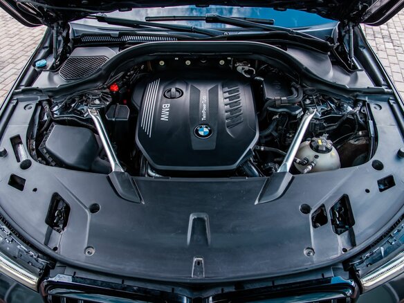 2020 BMW 6 серии Gran Turismo 630d xDrive IV (G32) Рестайлинг, чёрный, 5879900 рублей - вид 24