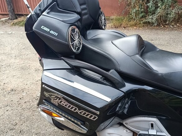 2010 BRP Can-Am Spyder, чёрный, 870000 рублей - вид 5
