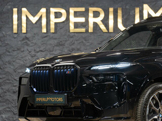 2026 BMW X7 M60i I (G07) Рестайлинг, чёрный, 22290000 рублей, вид 4