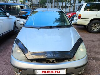 2001 Ford Focus I Рестайлинг, серебристый, 230000 рублей, вид 1