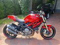 2012 Ducati Monster 1100, красный, 650000 рублей