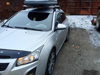 2013 Chevrolet Cruze I Рестайлинг, серебристый, 930000 рублей, вид 1