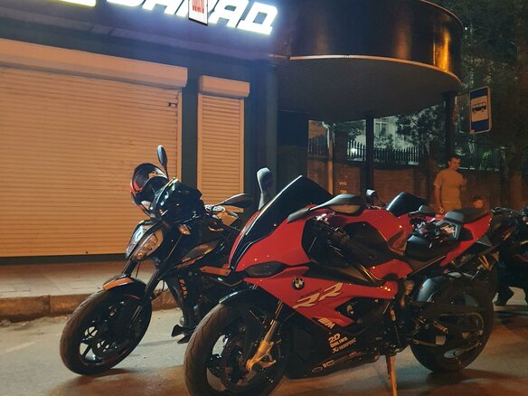 2019 BMW S 1000 RR, красный, 2000000 рублей - вид 2