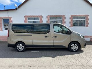 2018 Renault Trafic III, коричневый, 2950000 рублей, вид 4