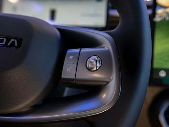 2026 Omoda C5 II, серый, 2325510 рублей - вид 8