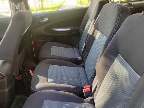 2013 Ford Galaxy II Рестайлинг, жёлтый, 1050000 рублей - вид 12