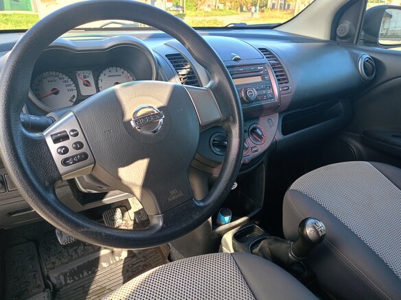 2007 Nissan Note I, серебристый, 500000 рублей - вид 9