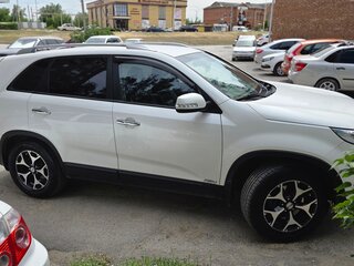 2014 Kia Sorento II Рестайлинг, белый, 1750000 рублей, вид 4