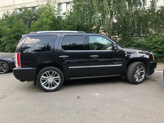 2013 Cadillac Escalade III, чёрный, 2550000 рублей, вид 2