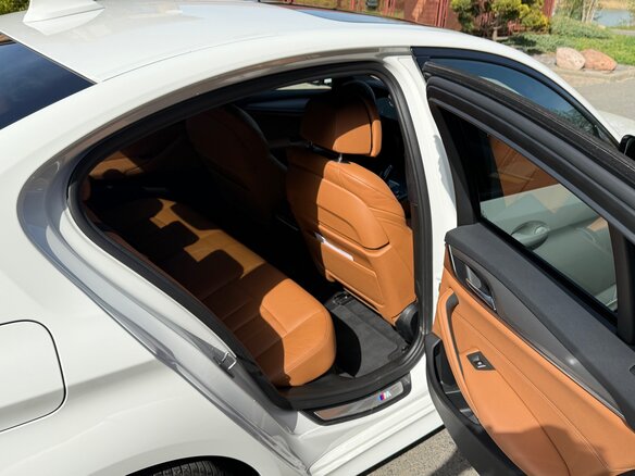 2018 BMW 5 серии 530d VII (G30/G31/G38), белый, 3599000 рублей - вид 18
