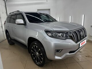 2022 Toyota Land Cruiser Prado 150 Series Рестайлинг 3, серебристый, 6290000 рублей, вид 2