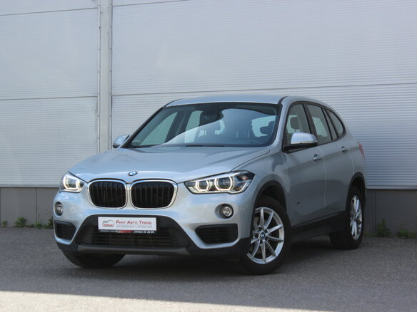 2017 BMW X1 18i sDrive II (F48), серебристый