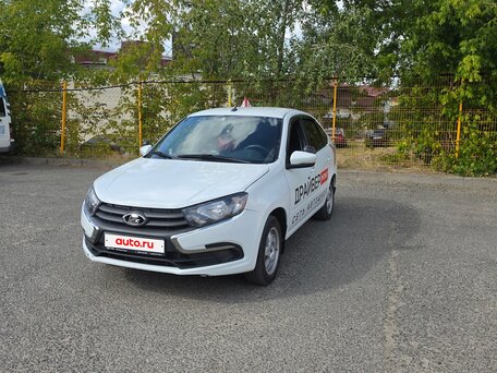2023 Lada (ВАЗ) Granta I Рестайлинг, белый, 805000 рублей, вид 1