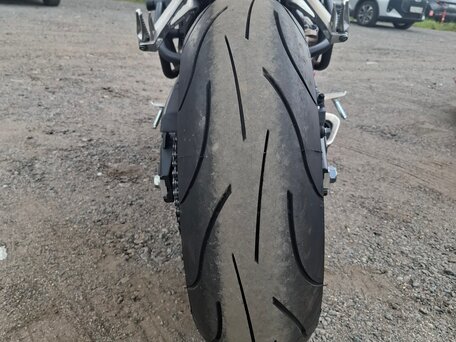 2021 Honda CBR 650R, красный, 1100000 рублей, вид 4