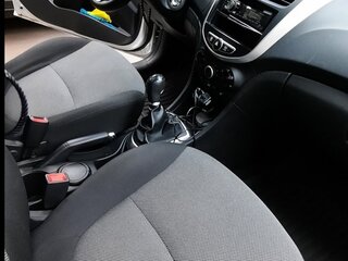 2011 Hyundai Solaris I, серебристый, 650000 рублей, вид 4