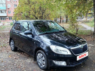 2010 Skoda Fabia II Рестайлинг, чёрный, 680000 рублей, вид 2