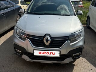 2021 Renault Sandero Stepway II Рестайлинг, серебристый, 1050000 рублей, вид 1