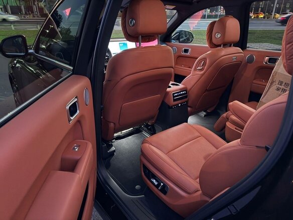2023 Li Auto (Lixiang) L9 44.5 kWh I, чёрный - вид 4