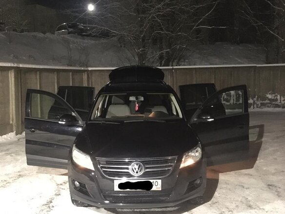 2010 Volkswagen Tiguan I, чёрный - вид 5