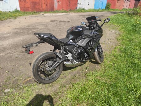 2017 Kawasaki Ninja 650, чёрный, 700000 рублей, вид 2