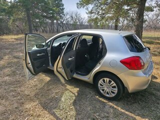 2009 Toyota Auris I, серый, 750000 рублей, вид 4
