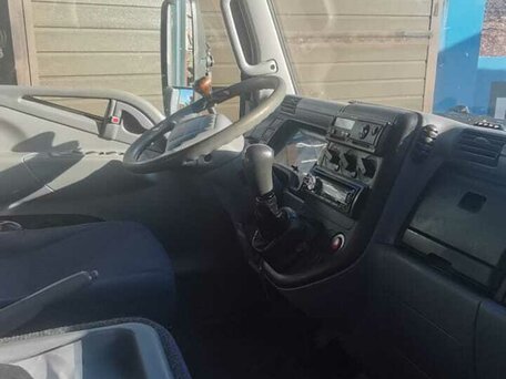 2013 Fuso (Mitsubishi) Canter, белый, 1950000 рублей, вид 4