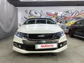 2013 Honda Insight II Рестайлинг, белый, 935000 рублей - вид 2