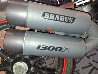 2024 KTM 1290 Super Duke R Evo, серый, 3700000 рублей, вид 2