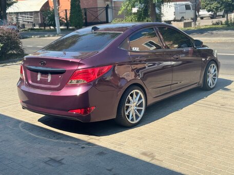 2011 Hyundai Solaris I, фиолетовый, 613000 рублей, вид 5